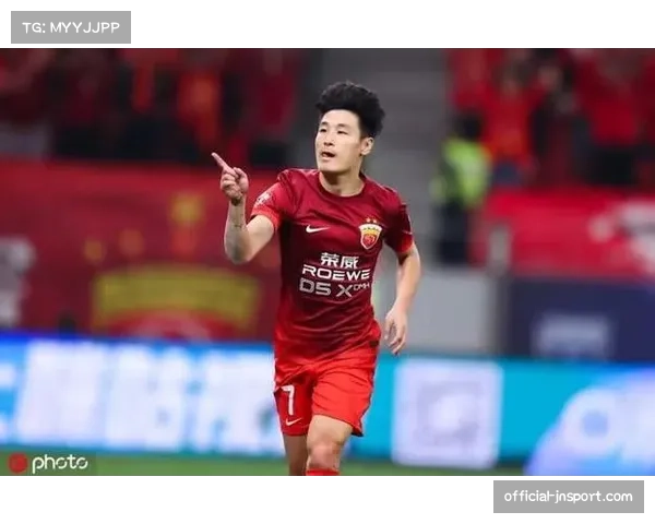 老将武磊张琳芃引领更衣室 海港团队凝聚力获主帅赞誉